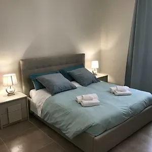 https://harmony-apartment-coliseum.it-romehotels.com